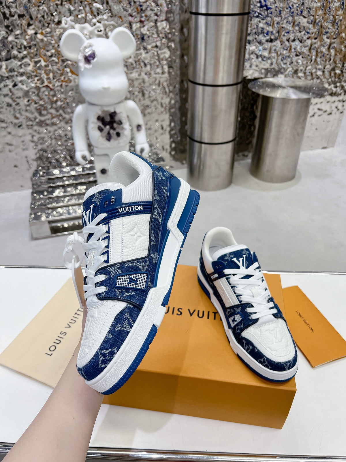 LV TRAINERS