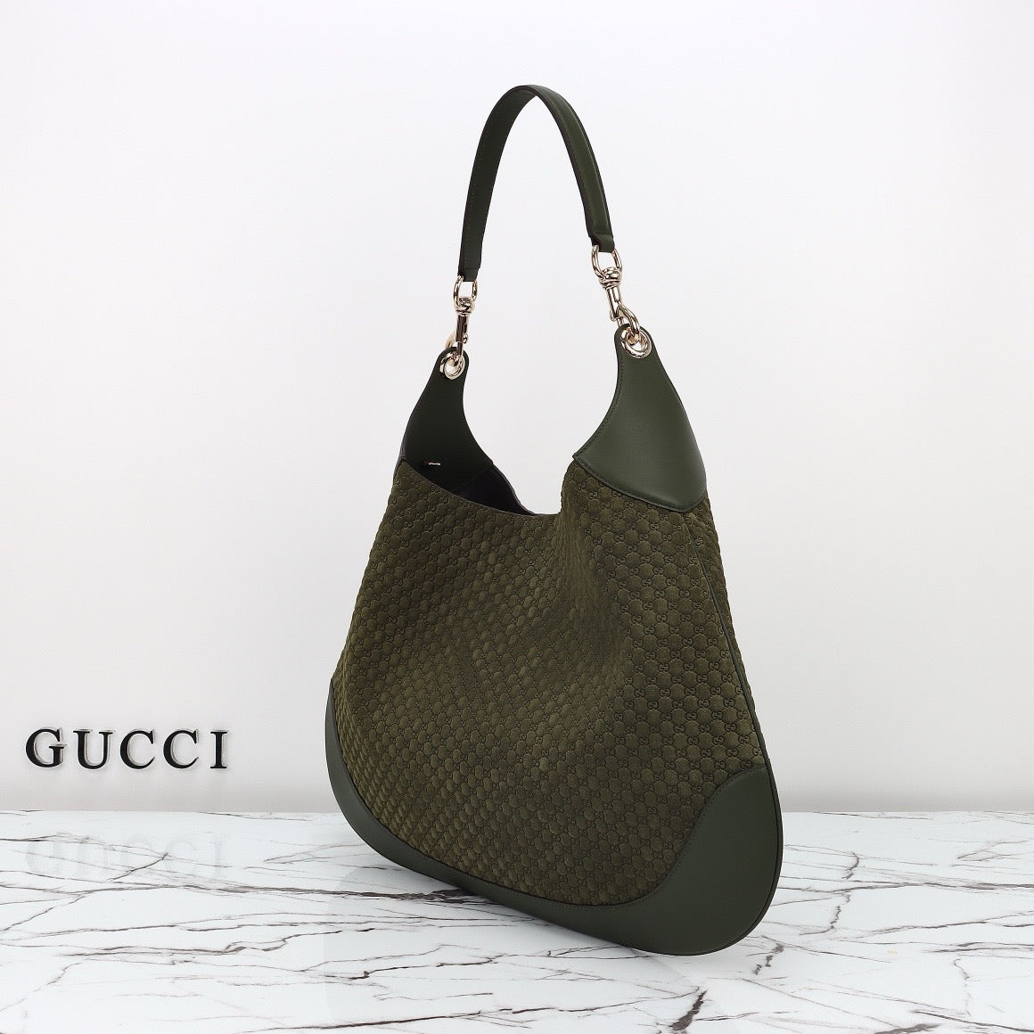 GUCCI B MEDIUM SHOULDER BAG