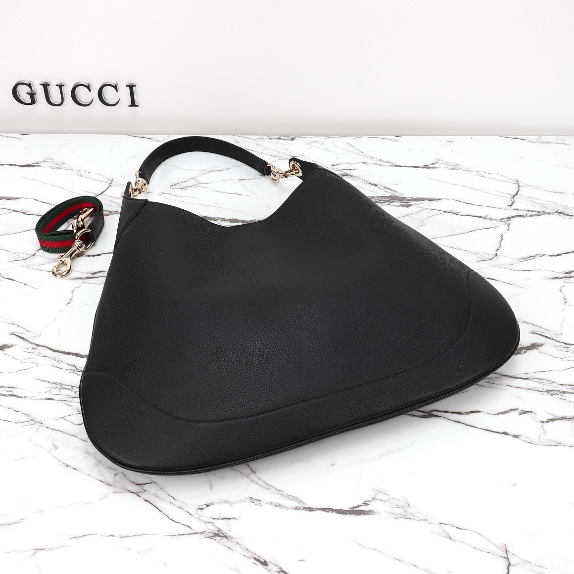 GUCCI B MEDIUM SHOULDER BAG