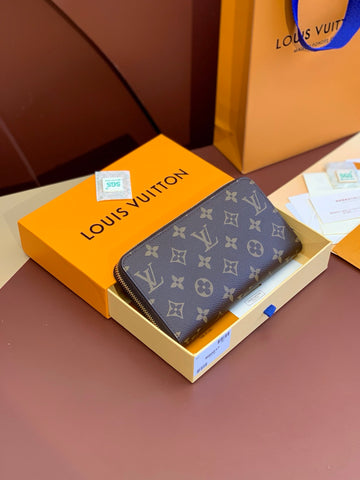 LV MONOGRAM