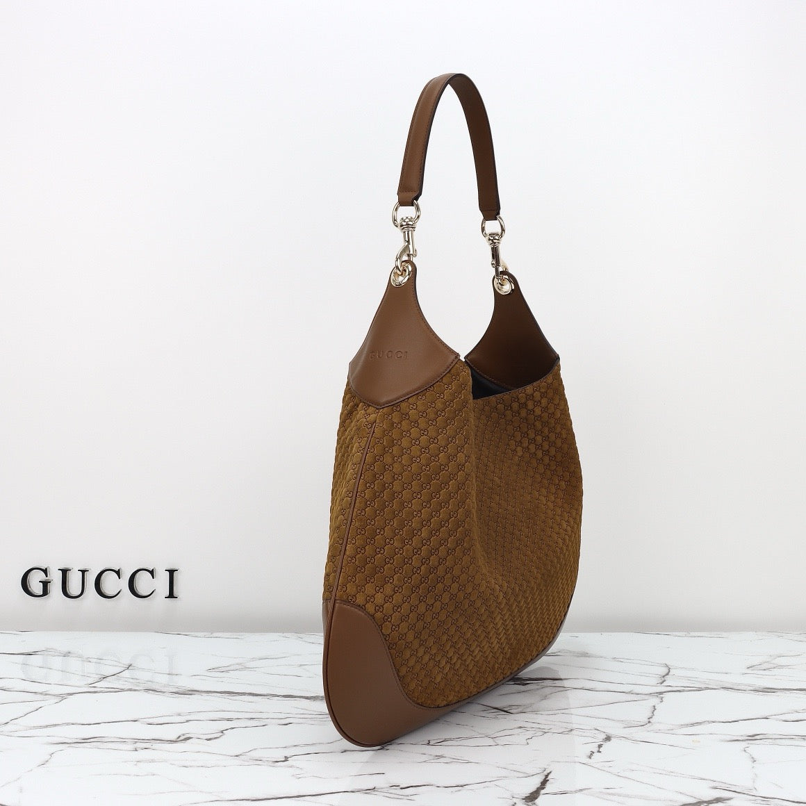 GUCCI B MEDIUM SHOULDER BAG