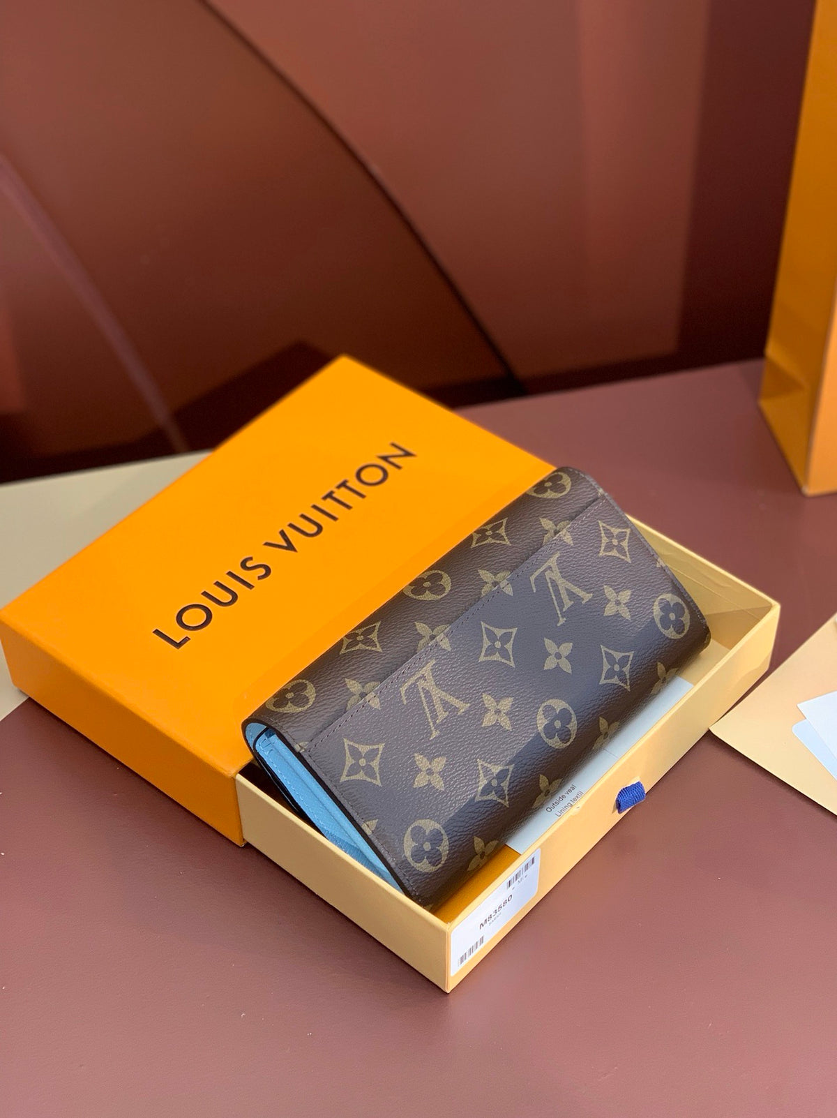 LV MONOGRAM