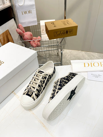 Dior sneakers