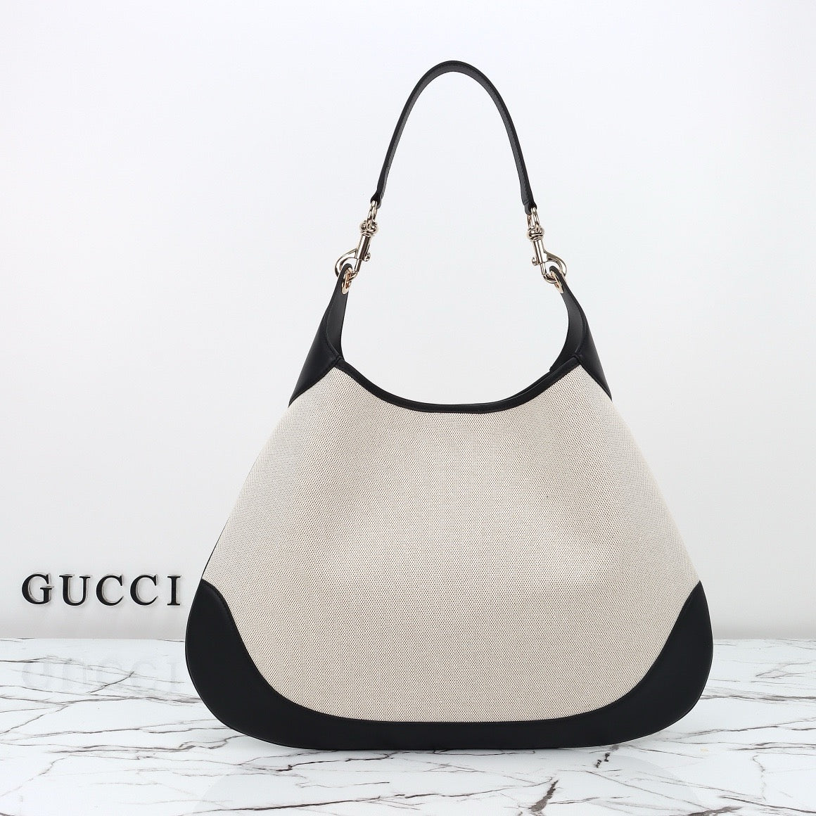 GUCCI B MEDIUM SHOULDER BAG