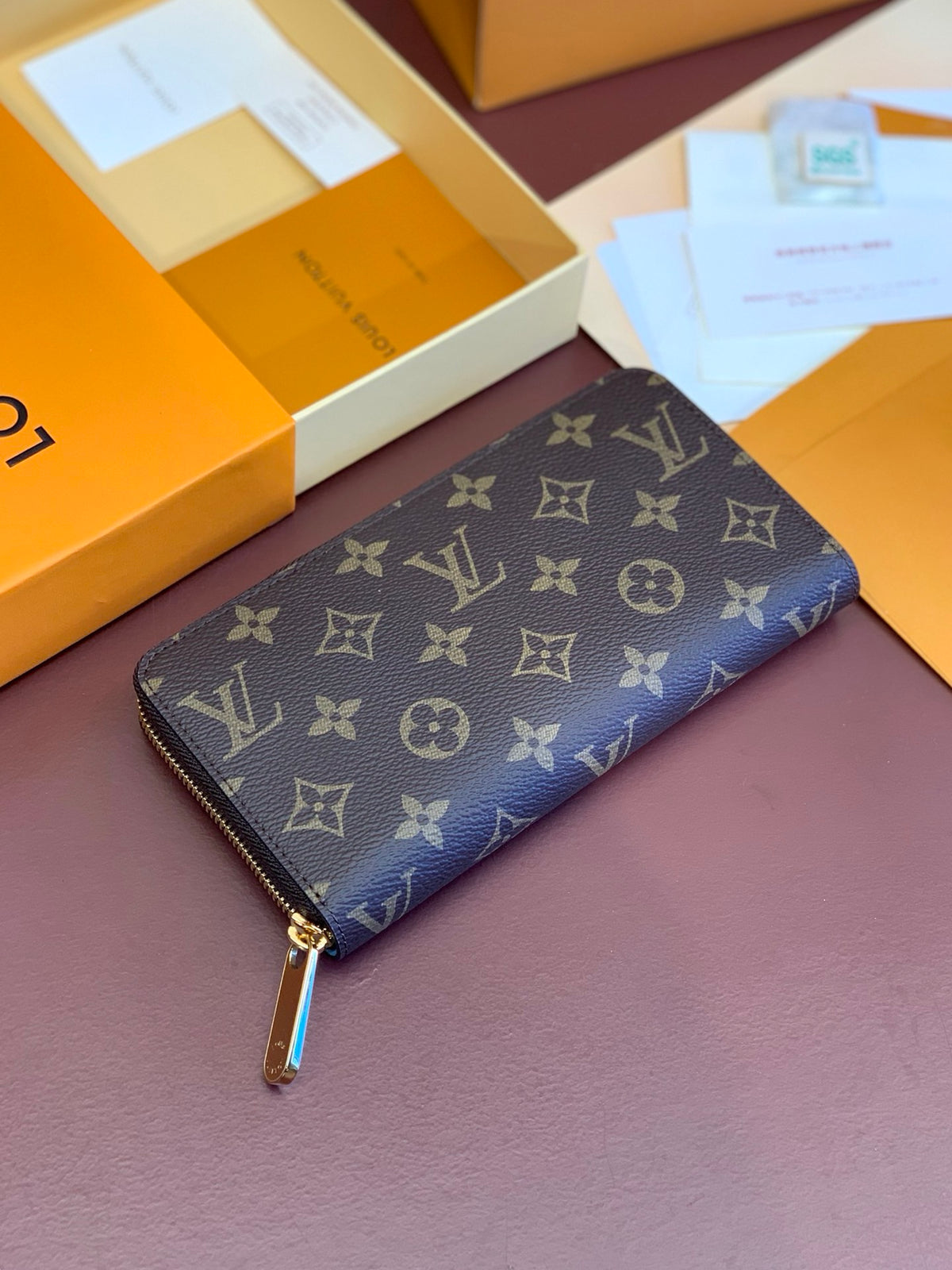 LV MONOGRAM