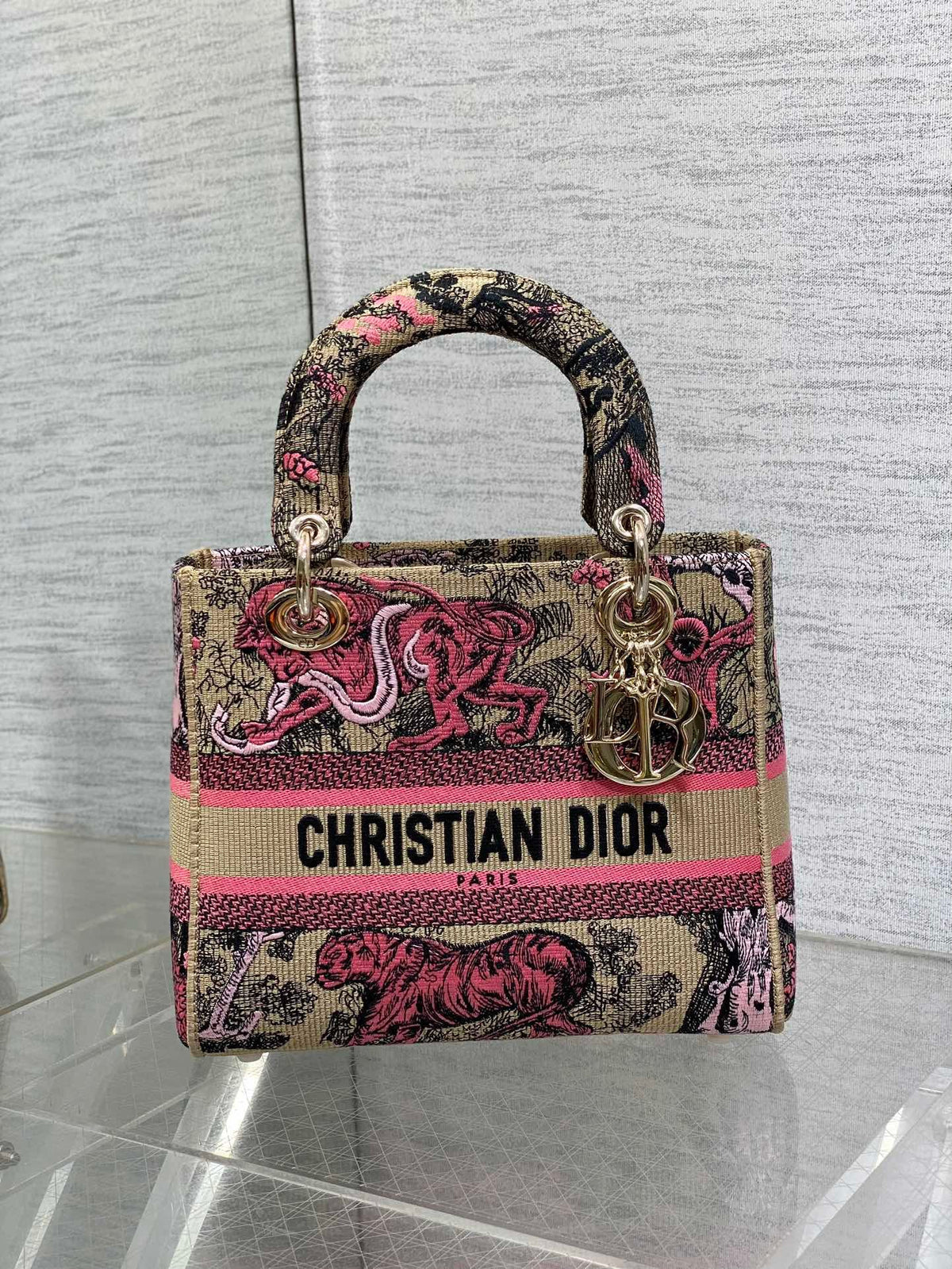 Dior Lady embroidery