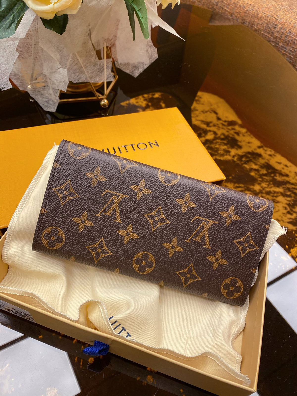 LV WALLET