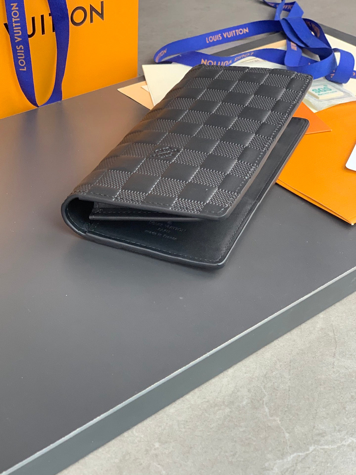 LV ZIPPY DAMIER