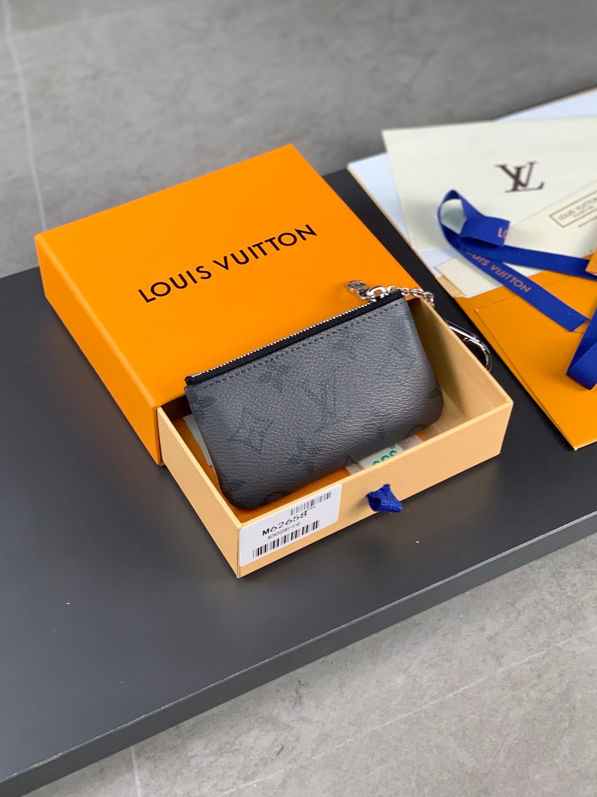 LV KEYCHAIN