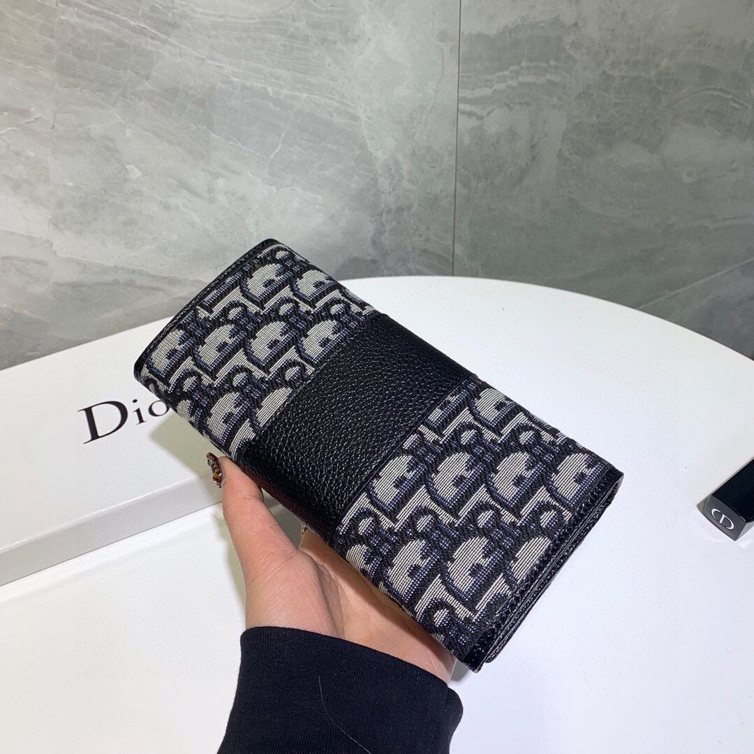 DIOR WALLET