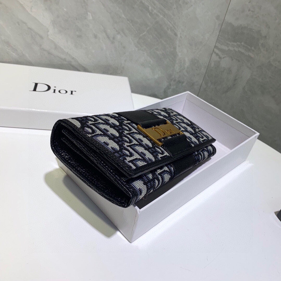 DIOR WALLET