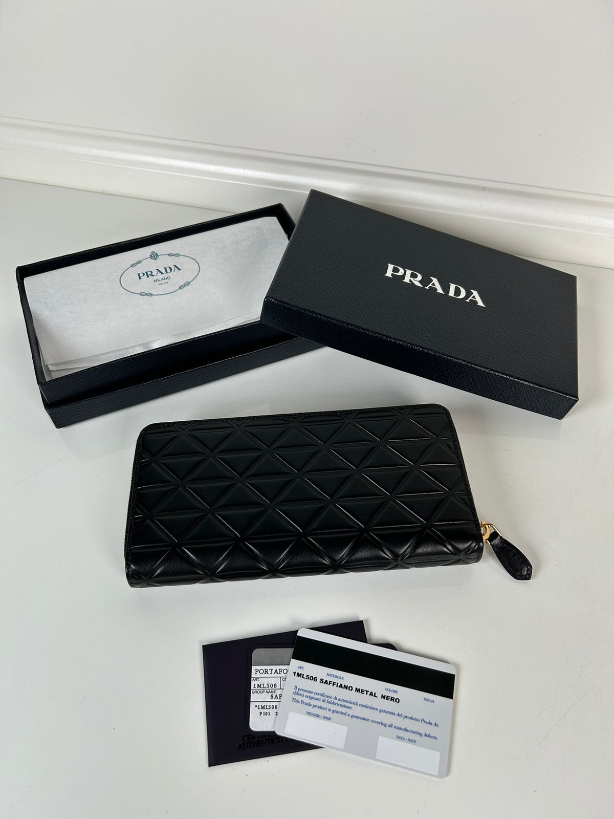 PRADA WALLET