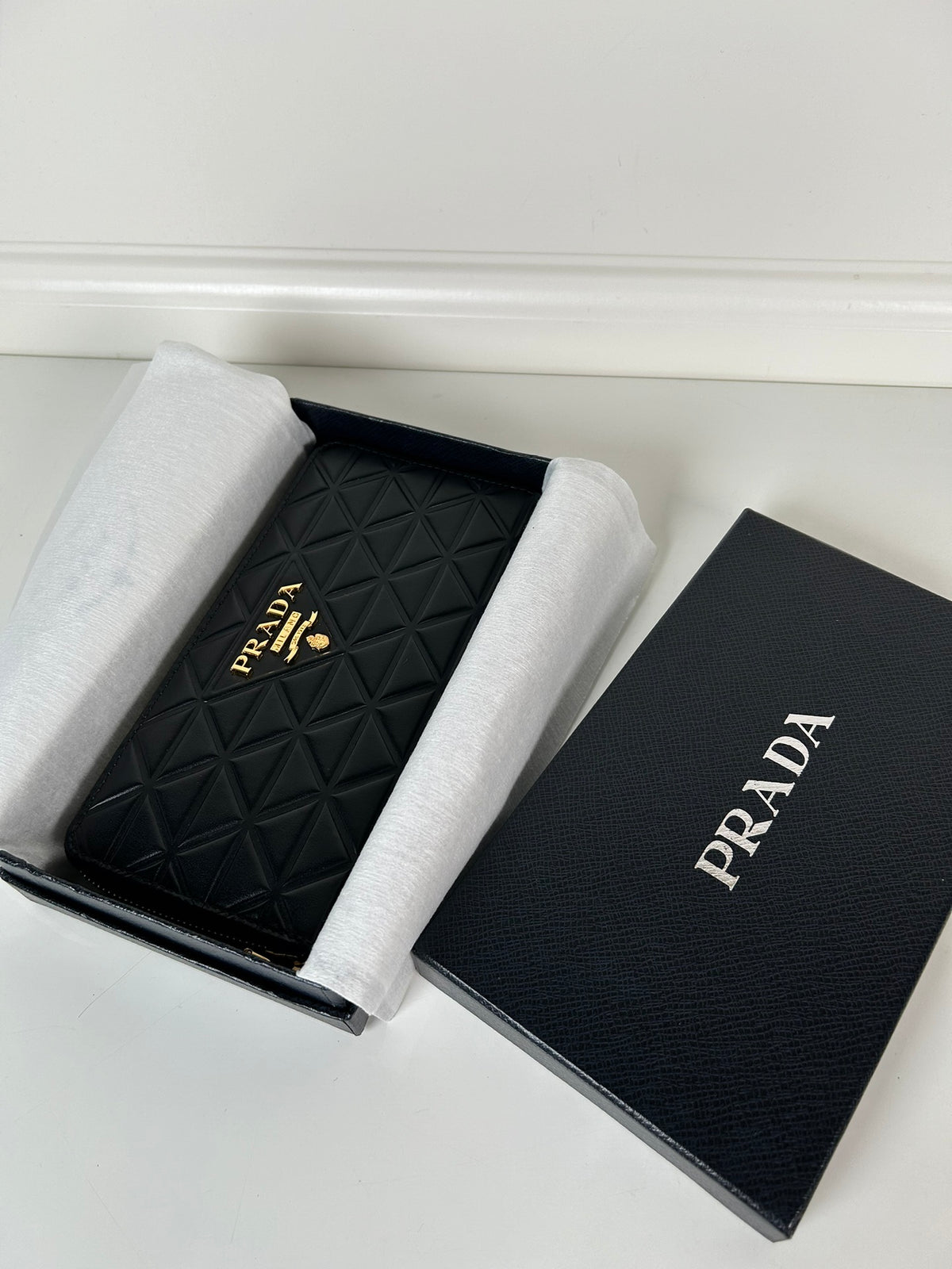 PRADA WALLET