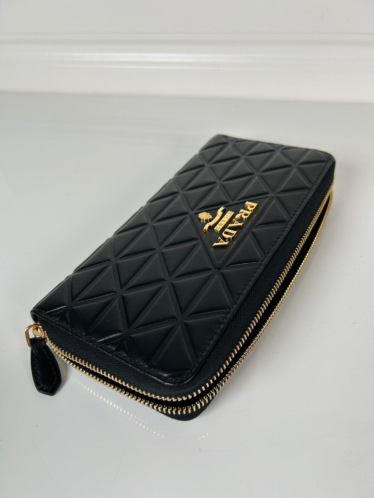 PRADA WALLET