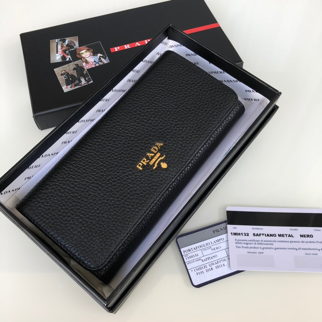 PRADA WALLET