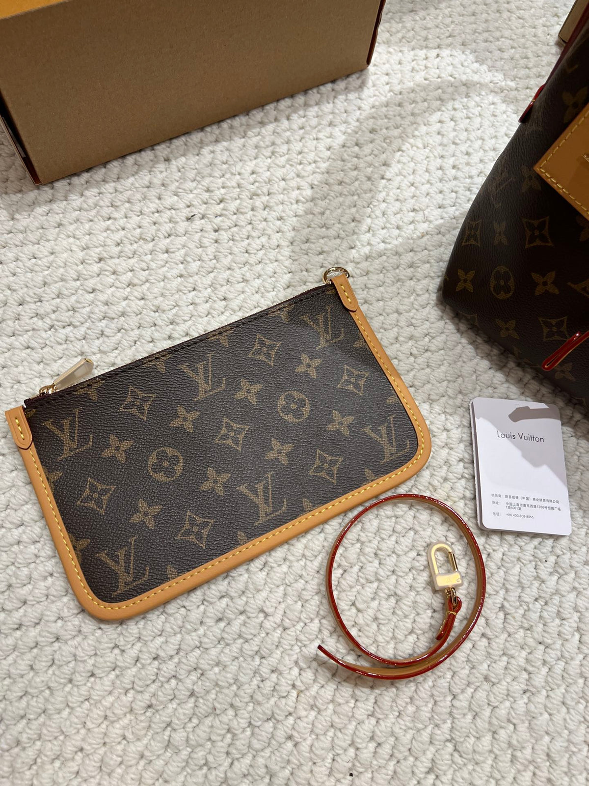 LV Carryall